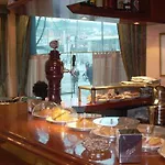 Estadio Hotel 2*